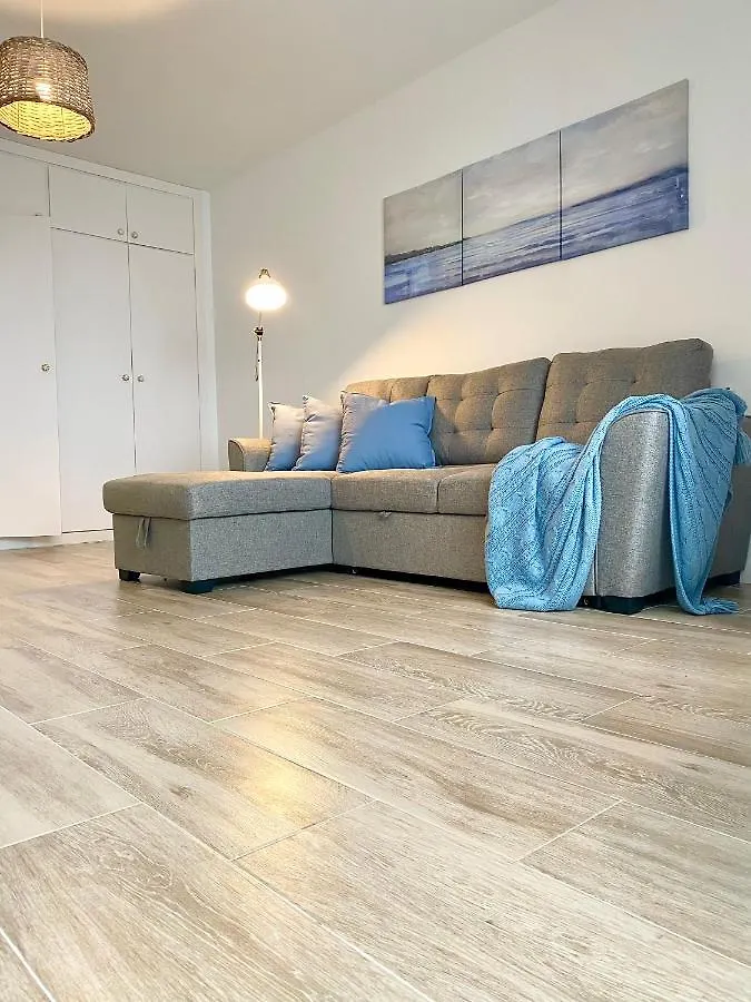 Апартаменты Bajamar Seasun - Studio + Parking